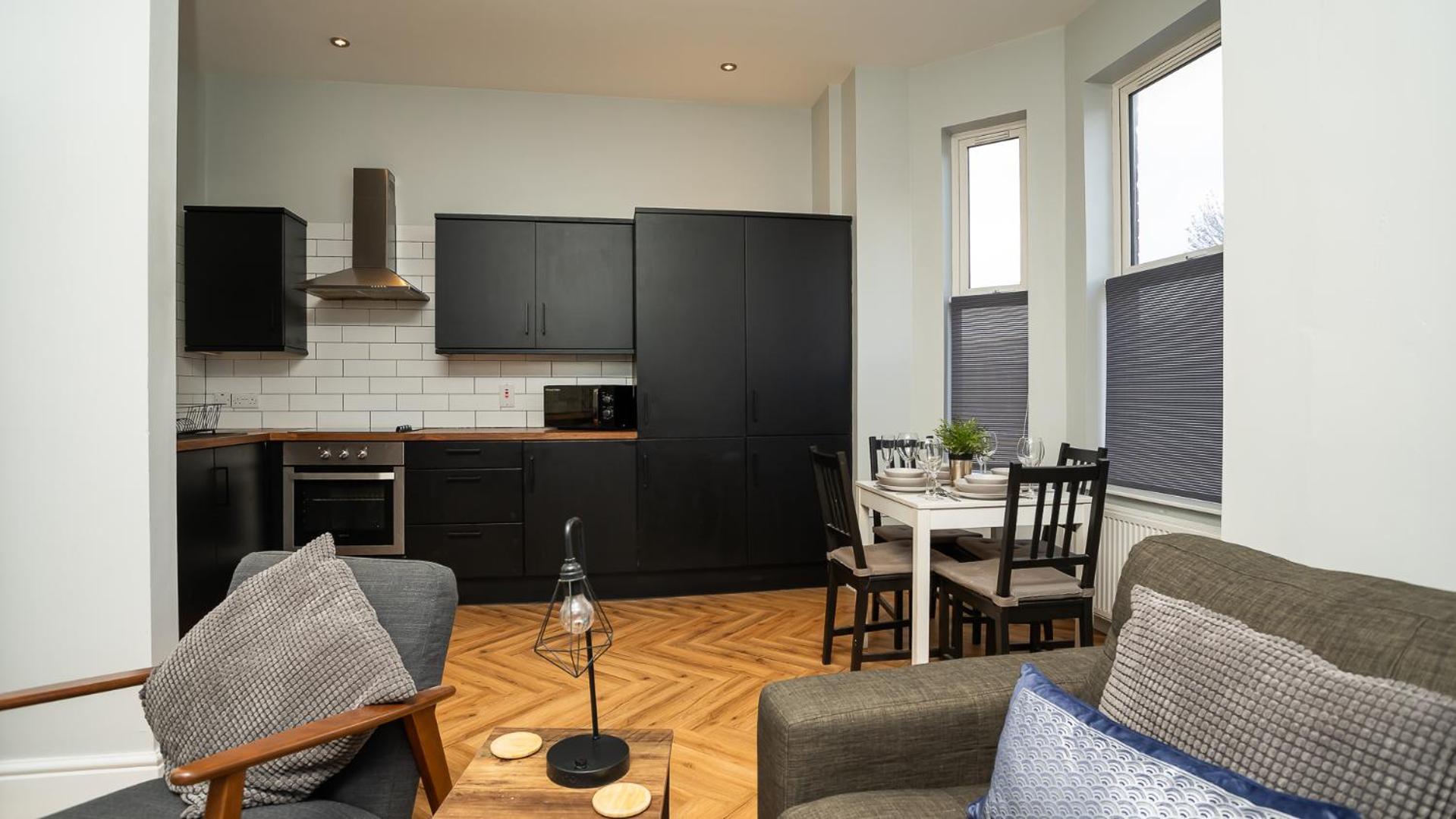 2 Bdr & 1 Bdr Apartments At Queens Uni By Belfast City Breaks Eksteriør billede