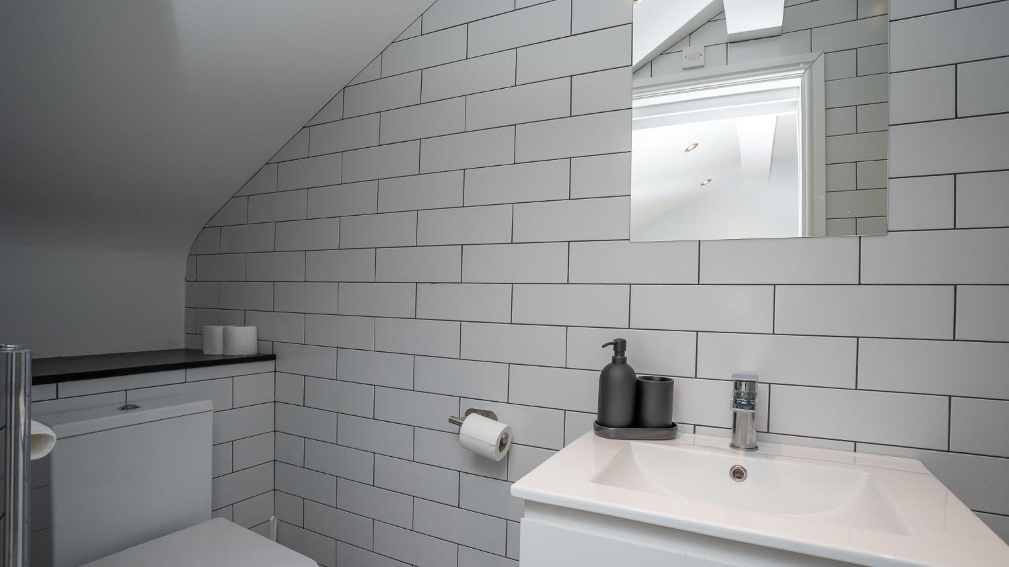 2 Bdr & 1 Bdr Apartments At Queens Uni By Belfast City Breaks Eksteriør billede